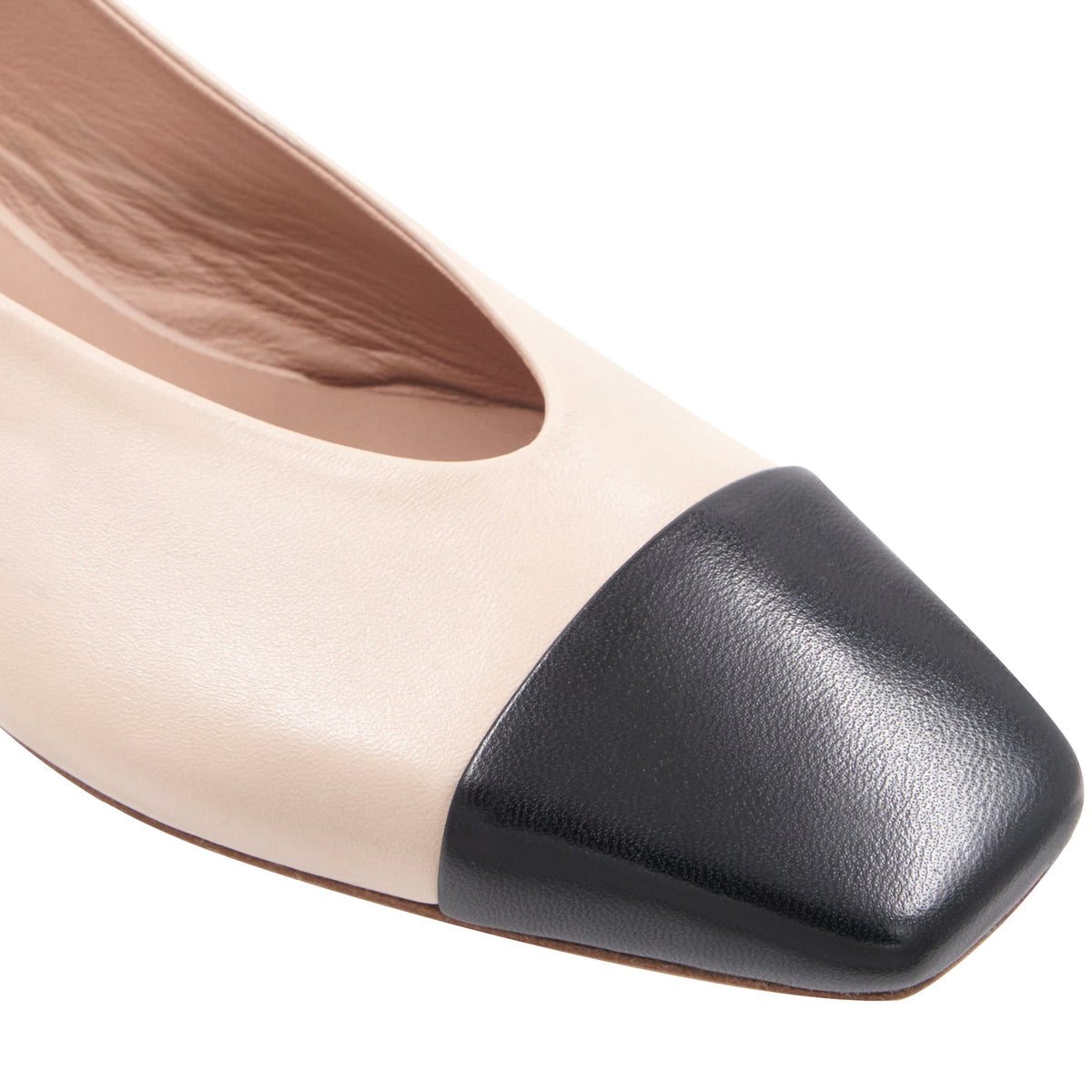 Patria Sand/Black Women | Bruno Magli Best Price