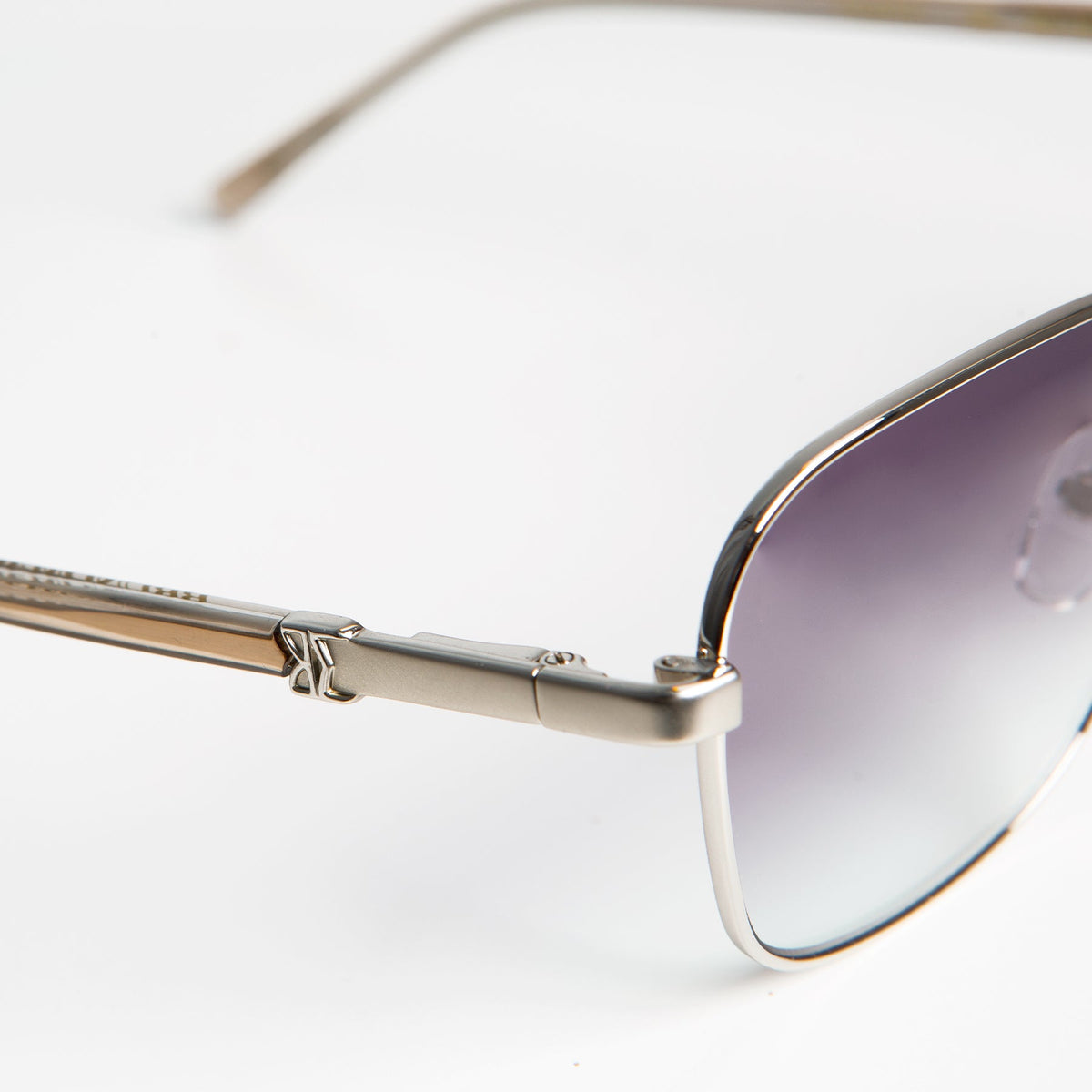 Playa Aviator Sunglasses - Silver Handbags & Accessories | Bruno Magli Latest